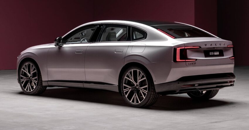 Volvo ES90 全球首发, 品牌旗舰纯电四门房车, 最长续航700公里, 最快4秒破百, 800V电动架构, 20分钟充电至80% 290741