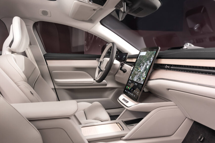 Volvo ES90 全球首发, 品牌旗舰纯电四门房车, 最长续航700公里, 最快4秒破百, 800V电动架构, 20分钟充电至80% 290765