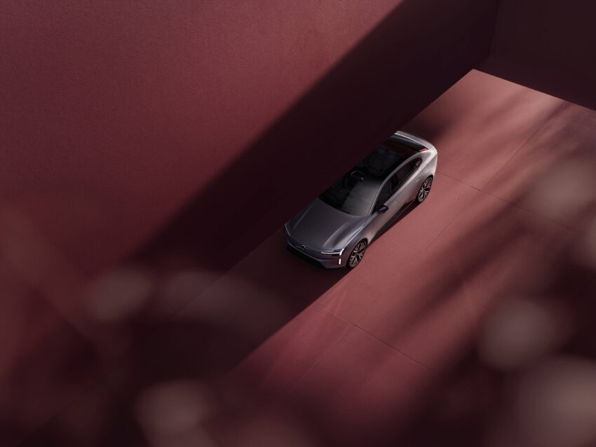 Volvo ES90 全球首发, 品牌旗舰纯电四门房车, 最长续航700公里, 最快4秒破百, 800V电动架构, 20分钟充电至80% 290775