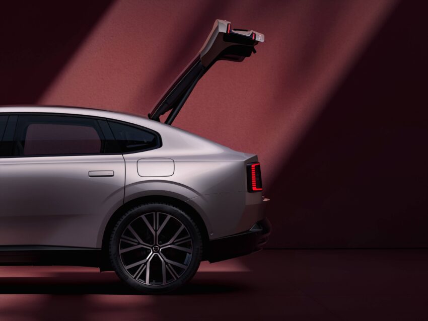 Volvo ES90 全球首发, 品牌旗舰纯电四门房车, 最长续航700公里, 最快4秒破百, 800V电动架构, 20分钟充电至80% 290791