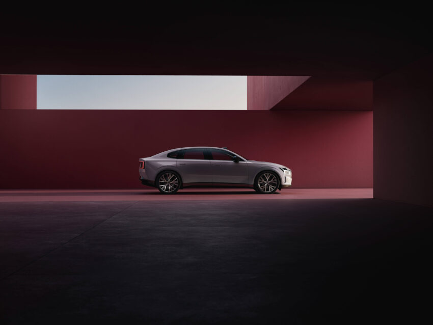 Volvo ES90 全球首发, 品牌旗舰纯电四门房车, 最长续航700公里, 最快4秒破百, 800V电动架构, 20分钟充电至80% 290794