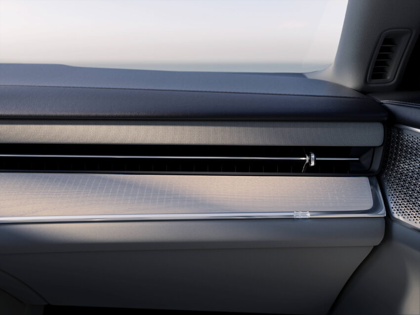 Volvo ES90 全球首发, 品牌旗舰纯电四门房车, 最长续航700公里, 最快4秒破百, 800V电动架构, 20分钟充电至80% 290805