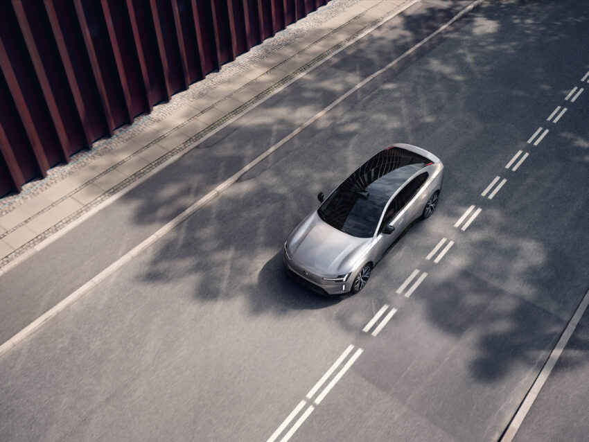 Volvo ES90 全球首发, 品牌旗舰纯电四门房车, 最长续航700公里, 最快4秒破百, 800V电动架构, 20分钟充电至80% 290732