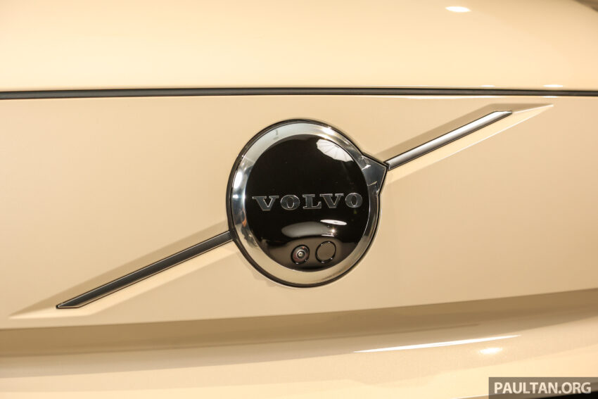 2025 Volvo EX90 和 XC90 小改款本地开放预订！纯电和插混七座SUV，续航里程达590公里；预估售价从RM450k起 291443