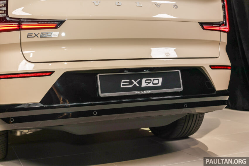 2025 Volvo EX90 和 XC90 小改款本地开放预订！纯电和插混七座SUV，续航里程达590公里；预估售价从RM450k起 291461