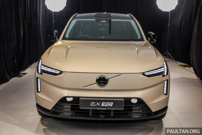 2025 Volvo EX90 和 XC90 小改款本地开放预订！纯电和插混七座SUV，续航里程达590公里；预估售价从RM450k起 291435