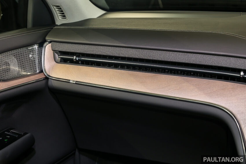 2025 Volvo EX90 和 XC90 小改款本地开放预订！纯电和插混七座SUV，续航里程达590公里；预估售价从RM450k起 291523