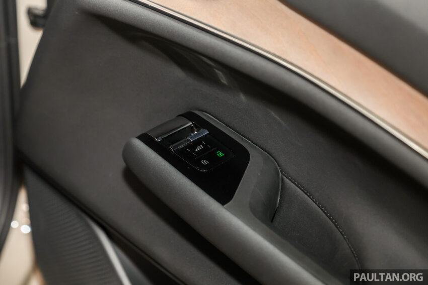 2025 Volvo EX90 和 XC90 小改款本地开放预订！纯电和插混七座SUV，续航里程达590公里；预估售价从RM450k起 291539