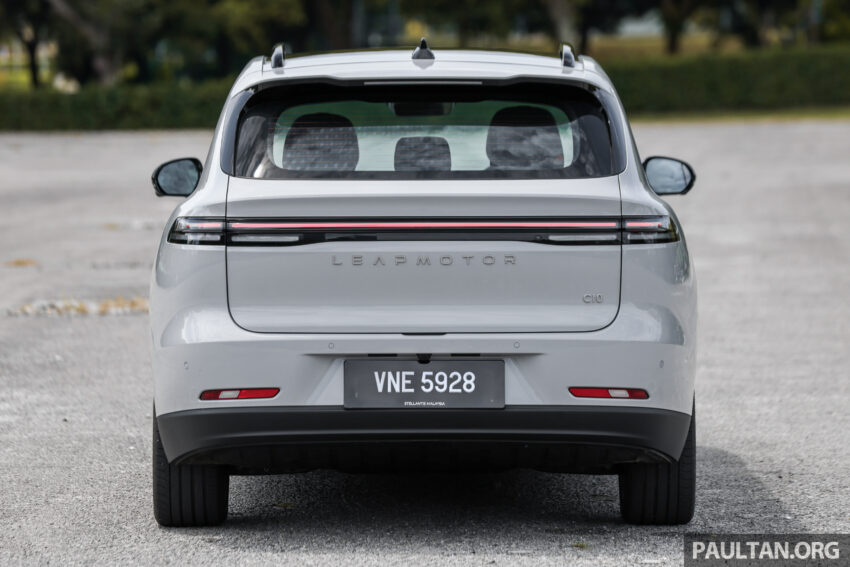 零跑 Leapmotor C10 纯电SUV实拍+简单测评, 售价15.9万令吉, 续航里程424公里, 7.5秒破百, 半小时充电至80% 291235