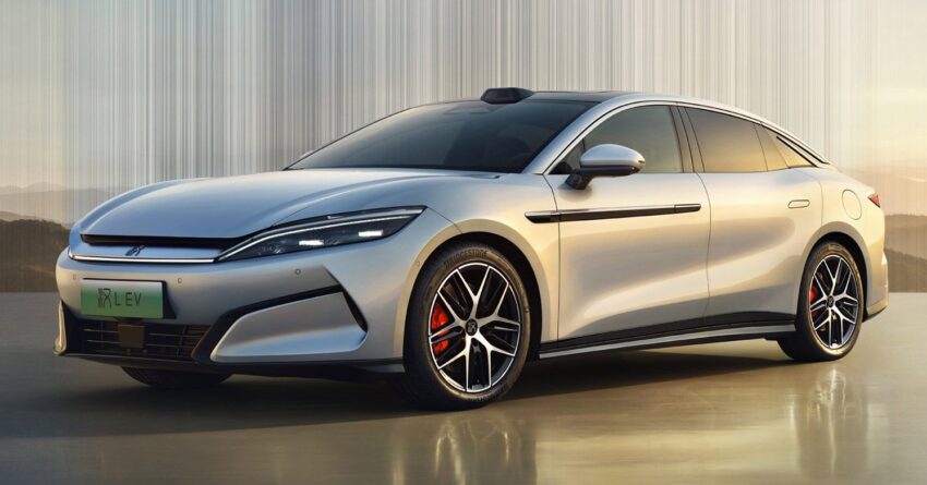 BYD 比亚迪发布1000V电动架构, 支持兆瓦级1,000kW超级快充, 充电5分钟可行驶400公里, 每秒充电增加2公里续航 291601