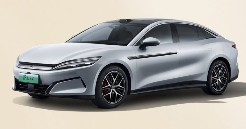 BYD 比亚迪发布1000V电动架构, 支持兆瓦级1,000kW超级快充, 充电5分钟可行驶400公里, 每秒充电增加2公里续航 291604