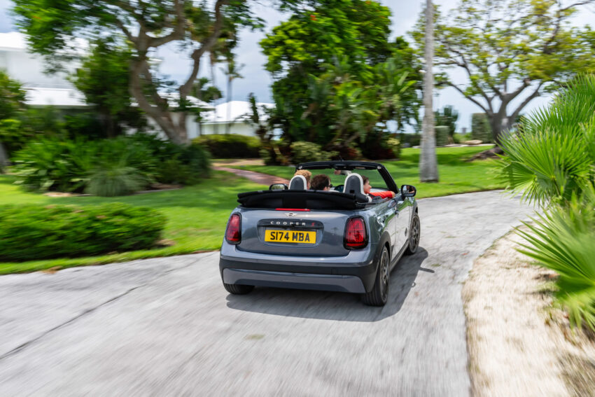 2025 MINI Cooper Convertible 登陆大马, 五人座敞篷 MINI, 搭载2.0L四缸涡轮引擎, 6.9秒破百, 售价31.9万令吉起 294866