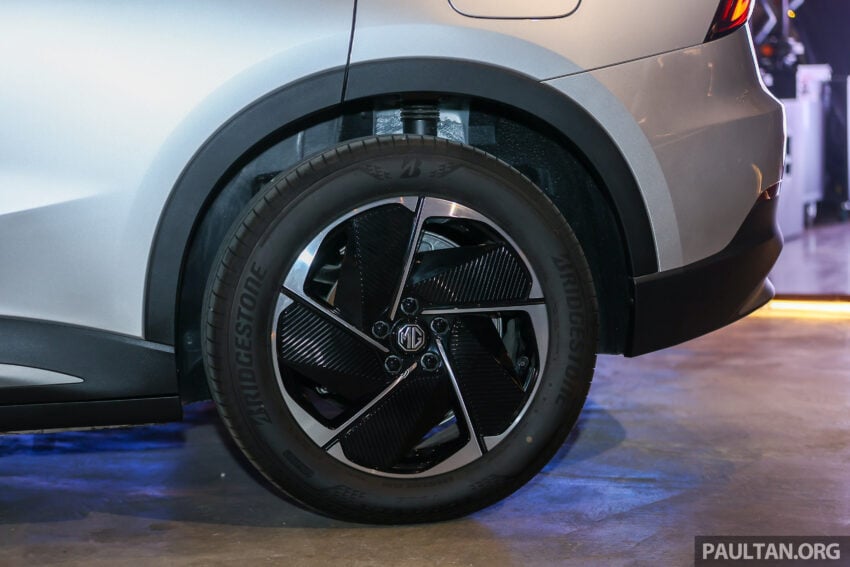 2025 MG S5 EV 本地规格确认, 单马达后驱, 标准与长续航版本, 续航最长430公里, 150kW DC快充, 预估价11.5万令吉 294006