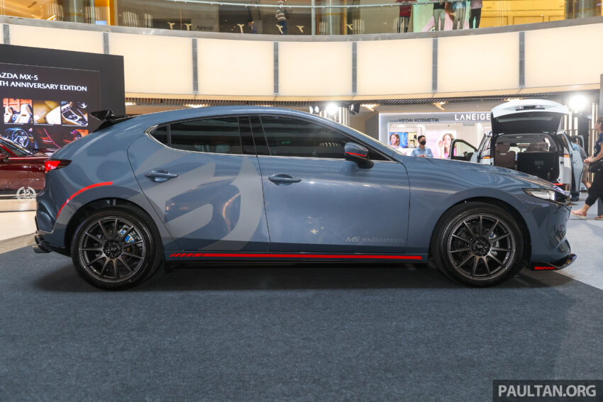 Mazda 3 Concept 于1 Utama与Queensbay Mall公开对外展示, 以上一代 Mazda 3 MS Edition 为基础概念而打造 293723