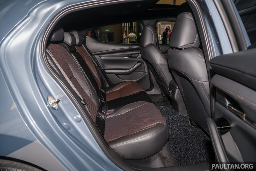 Mazda 3 Concept 于1 Utama与Queensbay Mall公开对外展示, 以上一代 Mazda 3 MS Edition 为基础概念而打造 293761