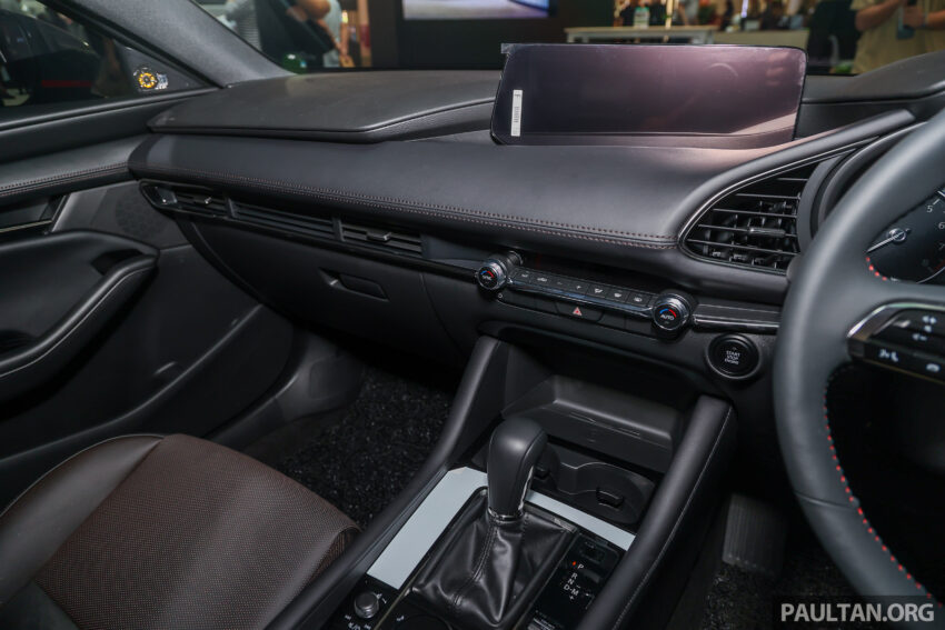 Mazda 3 Concept 于1 Utama与Queensbay Mall公开对外展示, 以上一代 Mazda 3 MS Edition 为基础概念而打造 293754