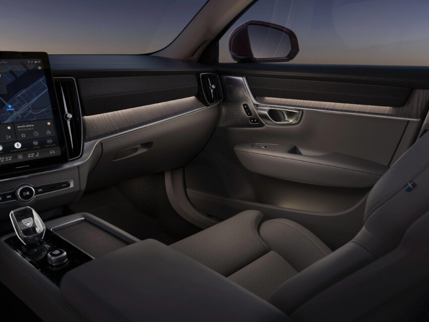 2025 Volvo S90 小改款首发, 外型改变较明显, 屏幕更大 294363