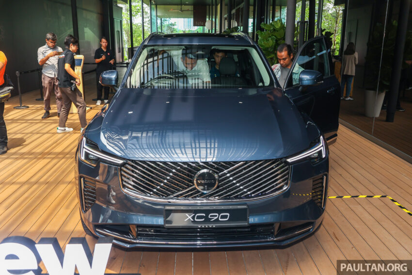 2025 Volvo XC90 小改款本地正式开卖, 同时有B5轻油电与T8混合动力两种版本, 最快5.3秒破百, 售价从41.9万令吉起 293574