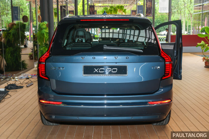 2025 Volvo XC90 小改款本地正式开卖, 同时有B5轻油电与T8混合动力两种版本, 最快5.3秒破百, 售价从41.9万令吉起 293575