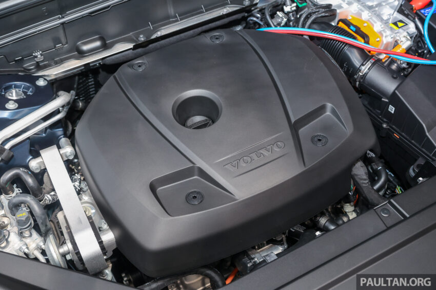 2025 Volvo XC90 小改款本地正式开卖, 同时有B5轻油电与T8混合动力两种版本, 最快5.3秒破百, 售价从41.9万令吉起 293581