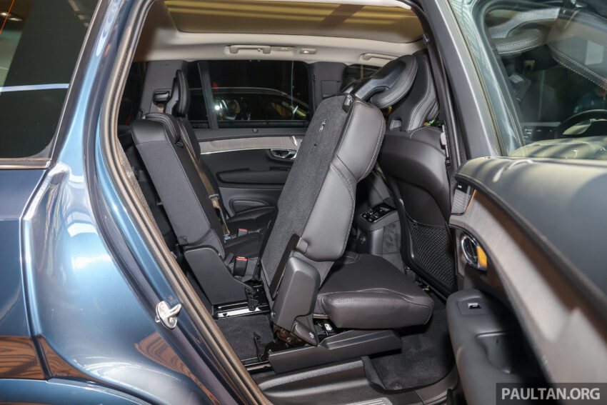 2025 Volvo XC90 小改款本地正式开卖, 同时有B5轻油电与T8混合动力两种版本, 最快5.3秒破百, 售价从41.9万令吉起 293604