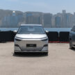 2025 小鹏 Xpeng X9 小改款国际首发, 增加电子吸附式前车门与恒定式轮毂厂徽, 续航里程达740公里, 标配图灵AI芯片