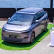 2025 小鹏 Xpeng X9 小改款国际首发, 增加电子吸附式前车门与恒定式轮毂厂徽, 续航里程达740公里, 标配图灵AI芯片