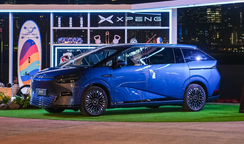 2025 小鹏 Xpeng X9 小改款国际首发, 增加电子吸附式前车门与恒定式轮毂厂徽, 续航里程达740公里, 标配图灵AI芯片 294232