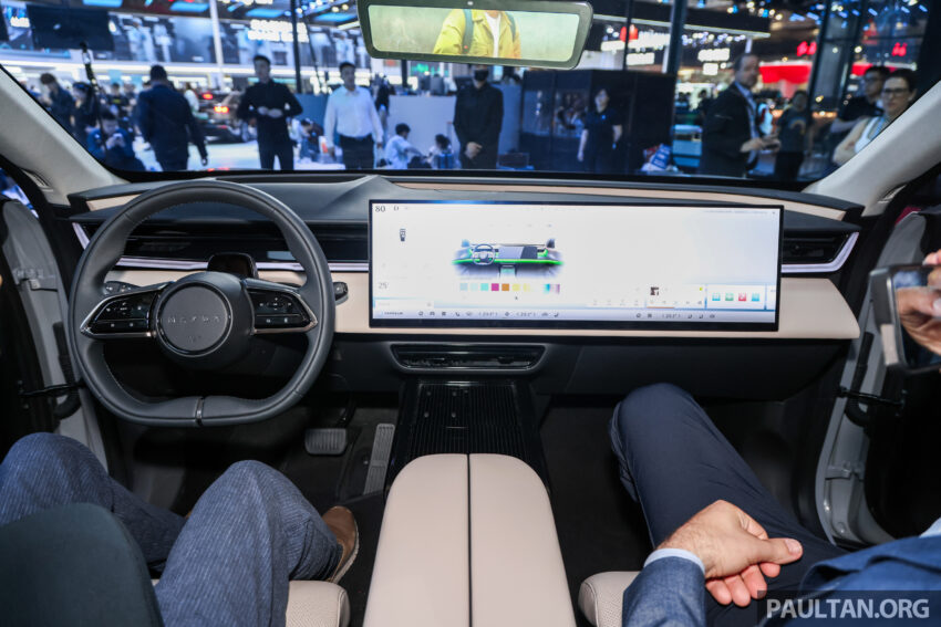 2025上海车展：Mazda EZ-60 登场！长安与 Mazda 合作下第二款面向全球市场的新能源车，发布48小时内订单破万 294795