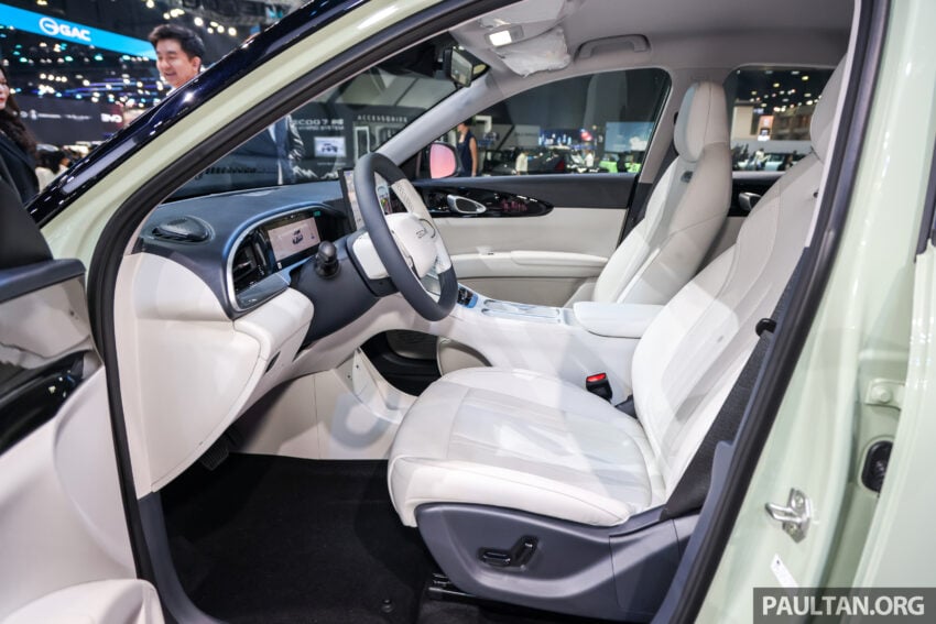 副CEO确认, Proton 下一款电动车处于研发阶段中, 售价与定位比 eMAS 7 更入门, 更适合年轻族群, 估计今年内首发 293089