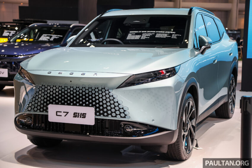 官方预告 Omoda C7 将在下月开幕的马来西亚汽车展上公开亮相, 搭载1.5L PHEV油电系统, 综合续航里程1,250公里 295002
