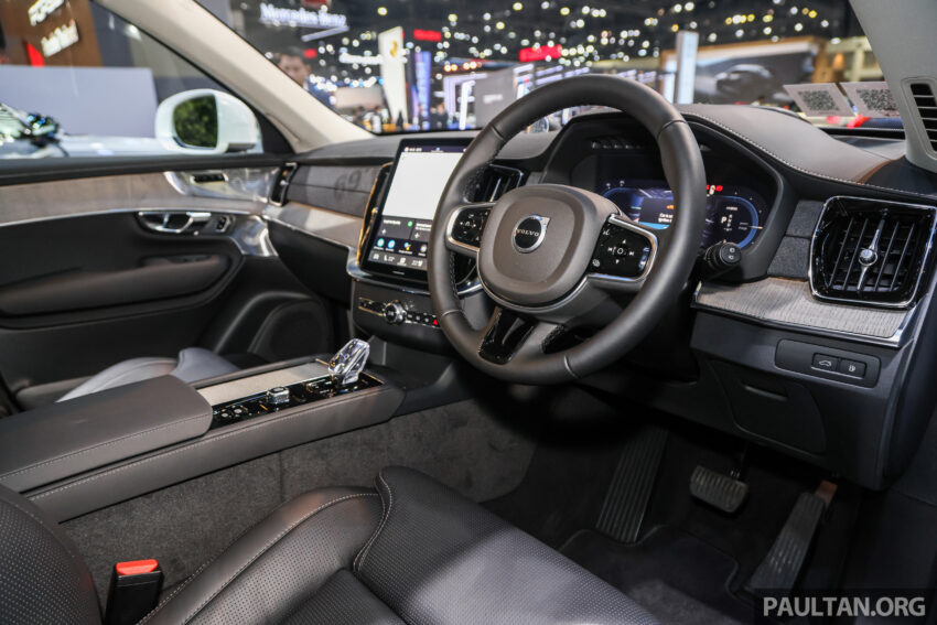 2025 Volvo XC90 小改款本地正式开卖, 同时有B5轻油电与T8混合动力两种版本, 最快5.3秒破百, 售价从41.9万令吉起 293519