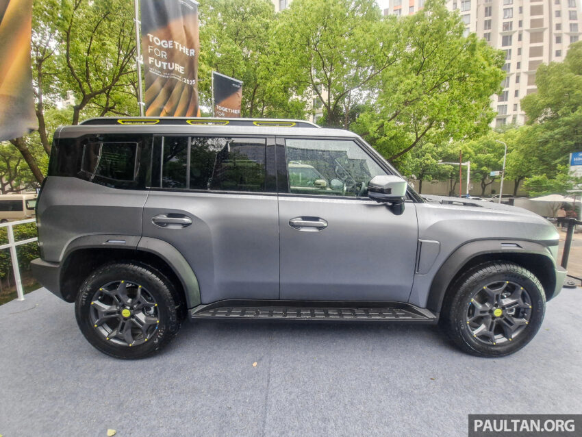 捷途 Jetour T2 上海车展实拍, 右驾版亮相, 主打越野的五人座旅行SUV, 搭载2.0T引擎与1.5L PHEV系统, 预计今年来马 294740