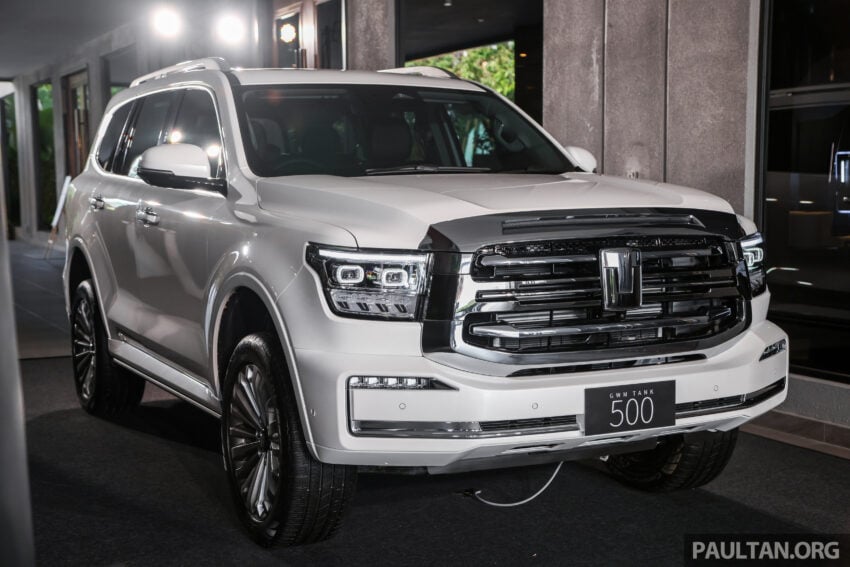 GWM Tank 500 发布前实车亮相, 搭载2.0L HEV油电系统, 定位高端豪华的七人座越野SUV, 已开放预购, 售价35万以下 294389