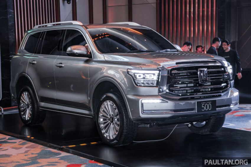 GWM Tank 500 发布前实车亮相, 搭载2.0L HEV油电系统, 定位高端豪华的七人座越野SUV, 已开放预购, 售价35万以下 294421