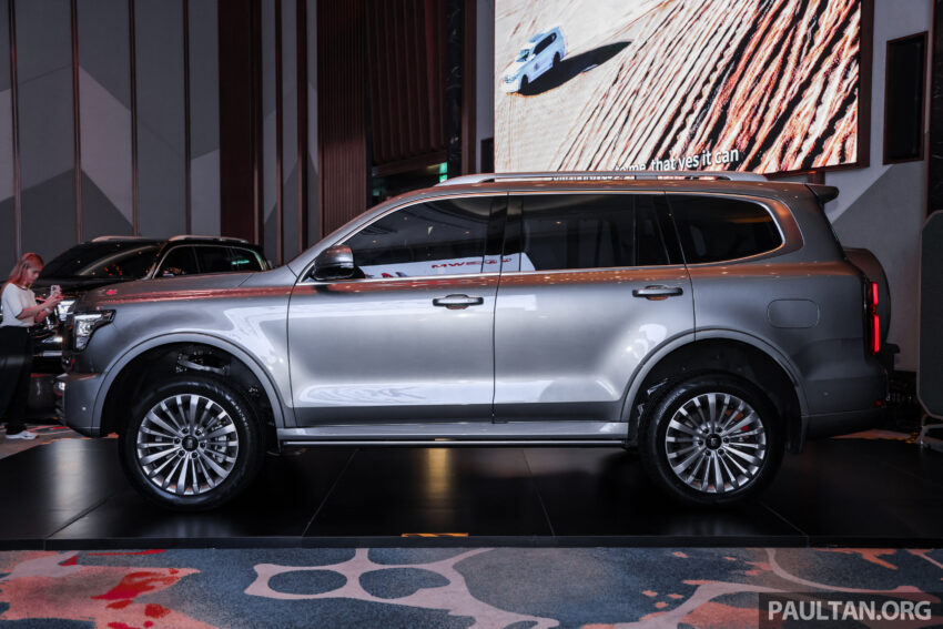 GWM Tank 500 发布前实车亮相, 搭载2.0L HEV油电系统, 定位高端豪华的七人座越野SUV, 已开放预购, 售价35万以下 294423