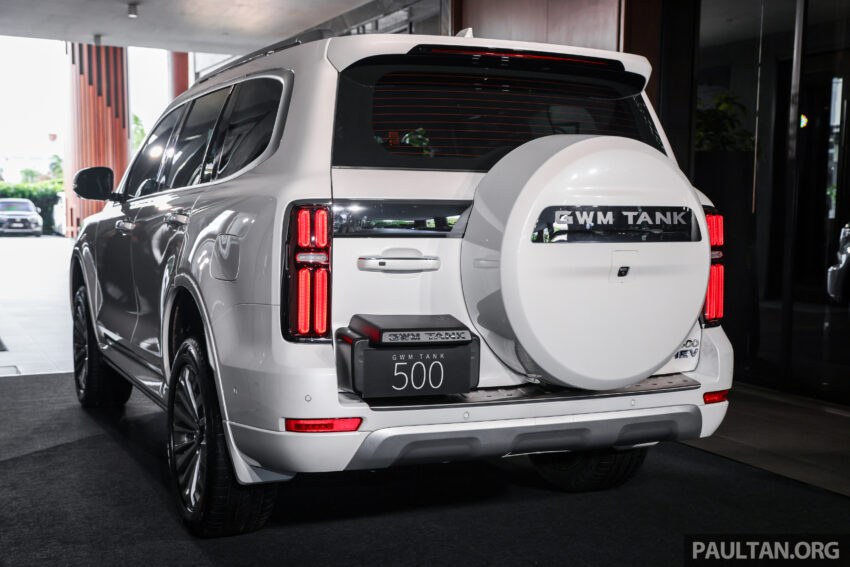GWM Tank 500 发布前实车亮相, 搭载2.0L HEV油电系统, 定位高端豪华的七人座越野SUV, 已开放预购, 售价35万以下 294392