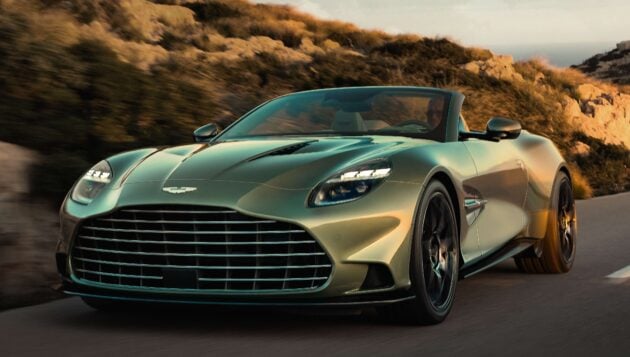第三代 Aston Martin Vanquish Volante 全球首发, 号称全球最快、最强的前置引擎敞篷跑车, 搭载V12双涡轮引擎