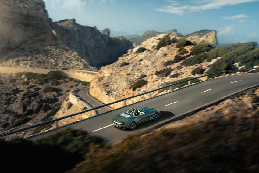 第三代 Aston Martin Vanquish Volante 全球首发, 号称全球最快、最强的前置引擎敞篷跑车, 搭载V12双涡轮引擎 292891