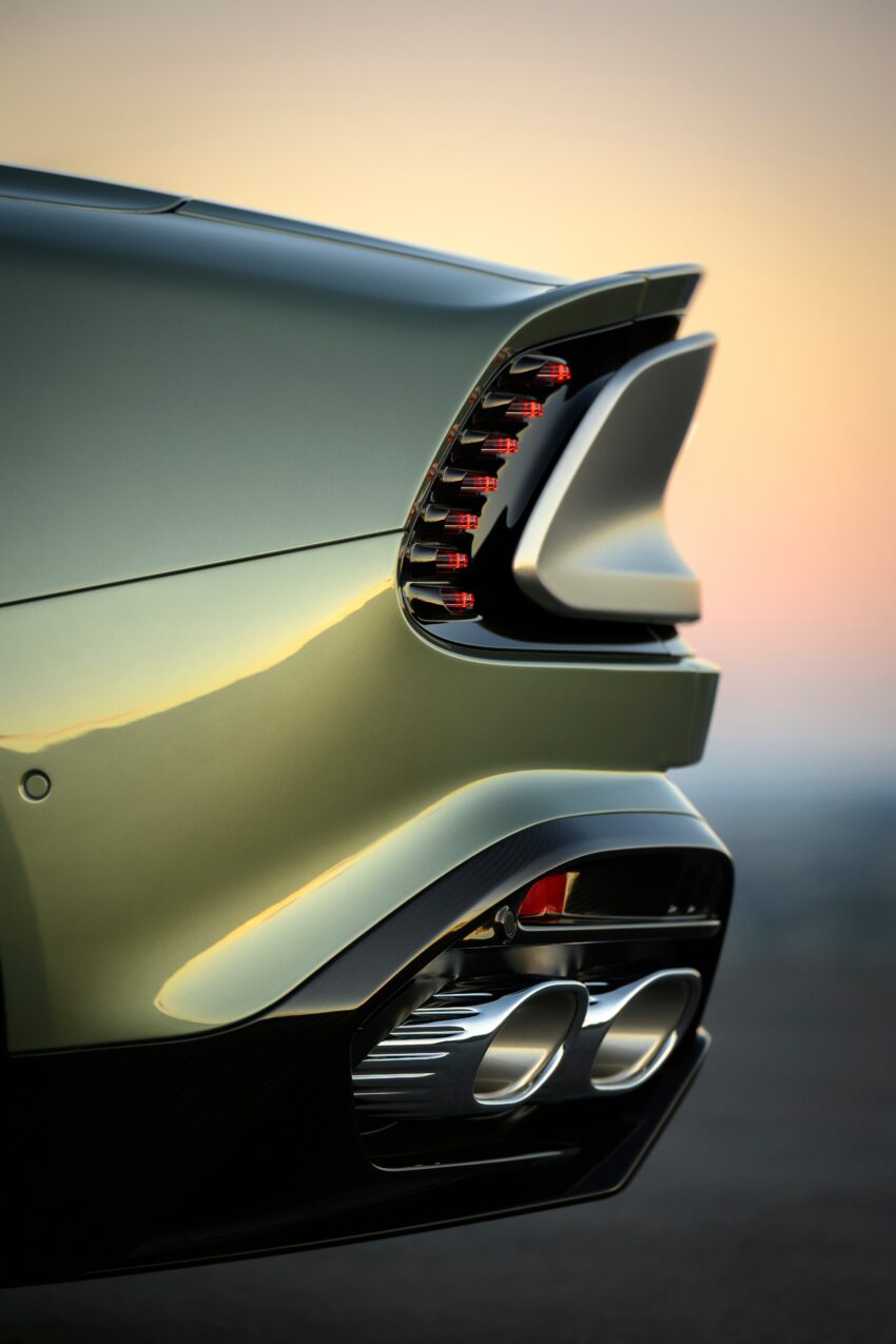 第三代 Aston Martin Vanquish Volante 全球首发, 号称全球最快、最强的前置引擎敞篷跑车, 搭载V12双涡轮引擎 292909