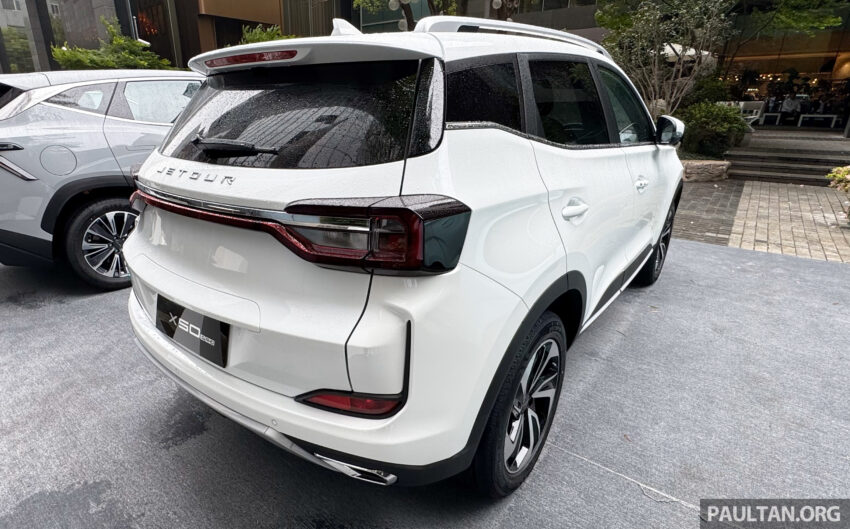 捷途 Jetour eVT5 右驾版纯电SUV中国亮相, 暗示将来马? 294855
