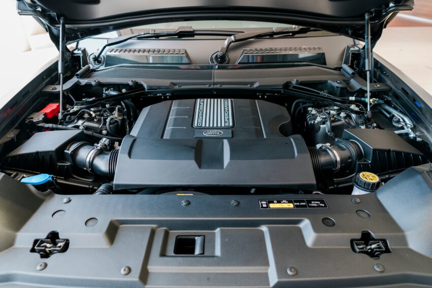 Land Rover Defender 130 八人座与 Defender 110 V8 正式登陆我国, 皆搭载5.0L V8机械增压引擎, 税前价99.8万起 294149