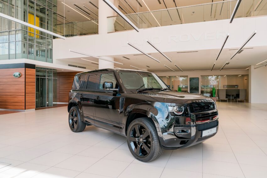 Land Rover Defender 130 八人座与 Defender 110 V8 正式登陆我国, 皆搭载5.0L V8机械增压引擎, 税前价99.8万起 294144