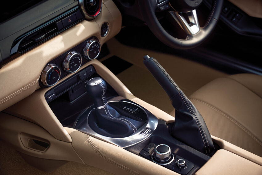 2025 Mazda MX-5 升级版与 35th Anniversary Edition 特仕版正式发布, 2.0L引擎, 可选手排或自排, 售价从29.4万起 293286