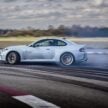 2025 G87 BMW M2 CS 全球首发, 3.0L六缸涡轮引擎的德系双门跑房, 3.8秒破百, 极速302km/h, 前置引擎后轮驱动