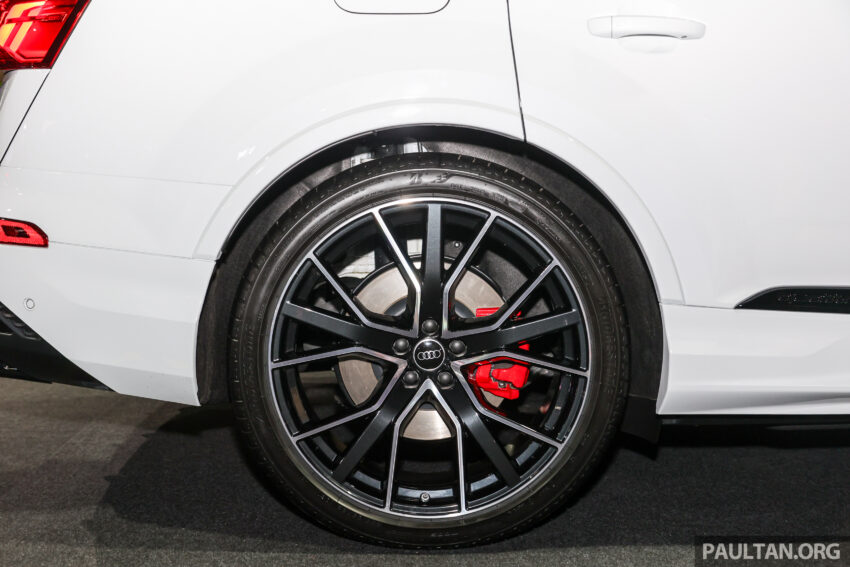 2025 Audi Q7 CKD正式发布, 搭载3.0L V6 TFSI引擎, 5.6秒破百, 标配原厂S line运动化外观与内装套件, 售价46.2万起 296042
