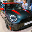 纯电动 MINI John Cooper Works 亮相2025马来西亚车展, 5.9秒破百, 极速200km/h, 续航里程371公里, 从21.9万起