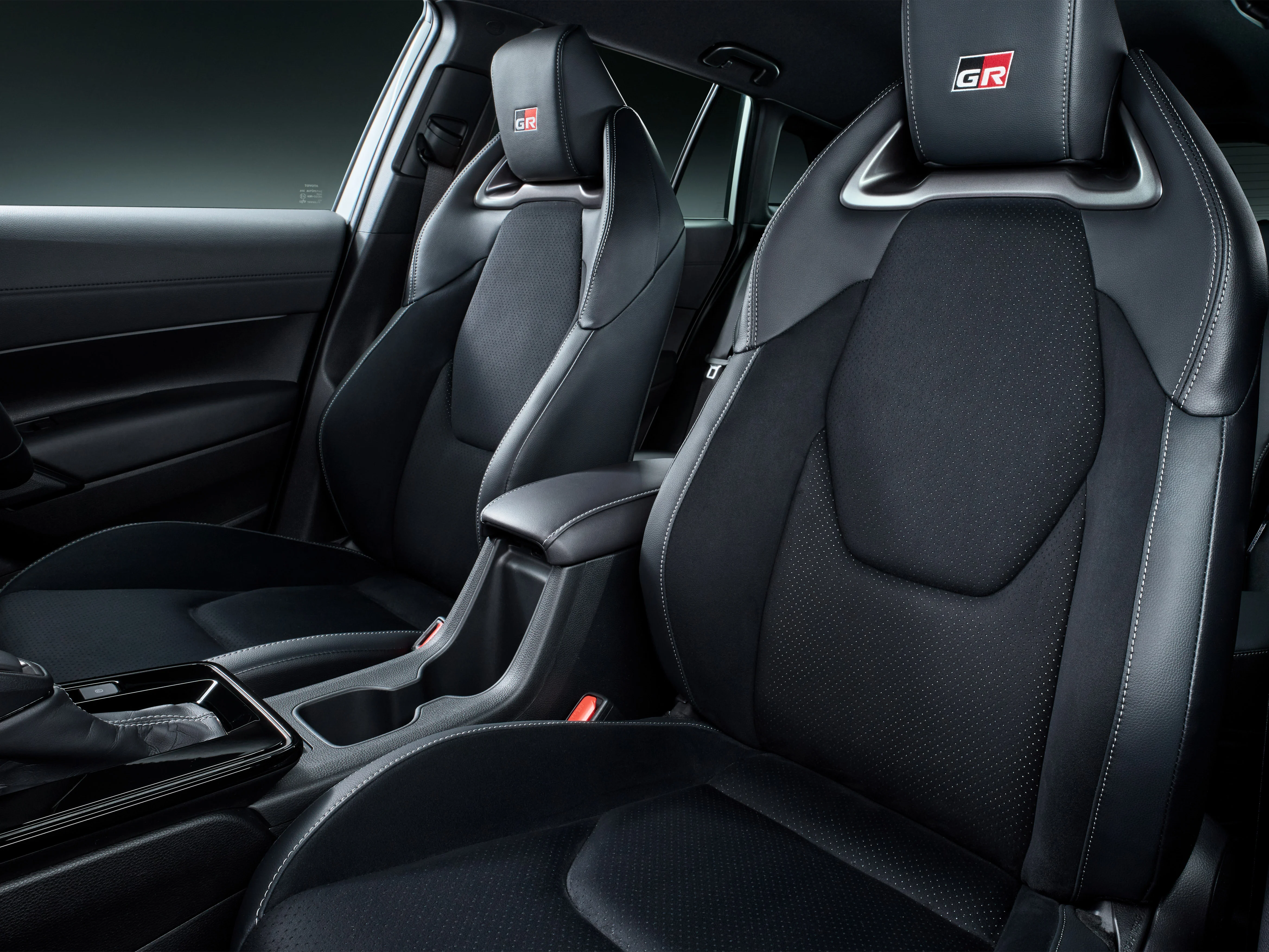 2025 Toyota Corolla Cross GR Sport 小改款日本面市！只提供混动版本，强化悬吊提升操控，兑马币售RM115k