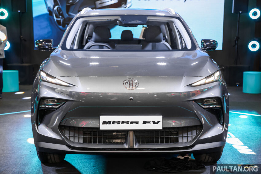 2025 MG S5 EV 大马车展亮相！划分 Com 和 Lux 两种版本，料售RM115k起！“早鸟”可享RM5k回扣和免费充电器 295978