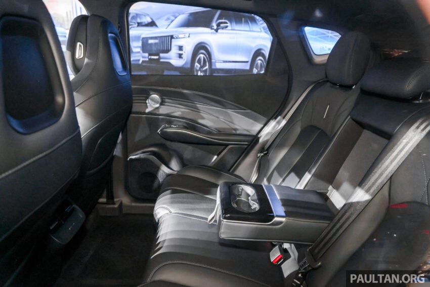 Omoda C7 大马汽车展亮相！纯汽油版本，极可能搭载与 Jaecoo J7 相同的 1.6T + AWD 动力系统，有望今年面市 296100